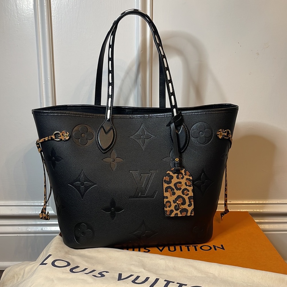 Louis Vuitton Neverfull MM (Wild at Heart Collection - Fall ‘21)